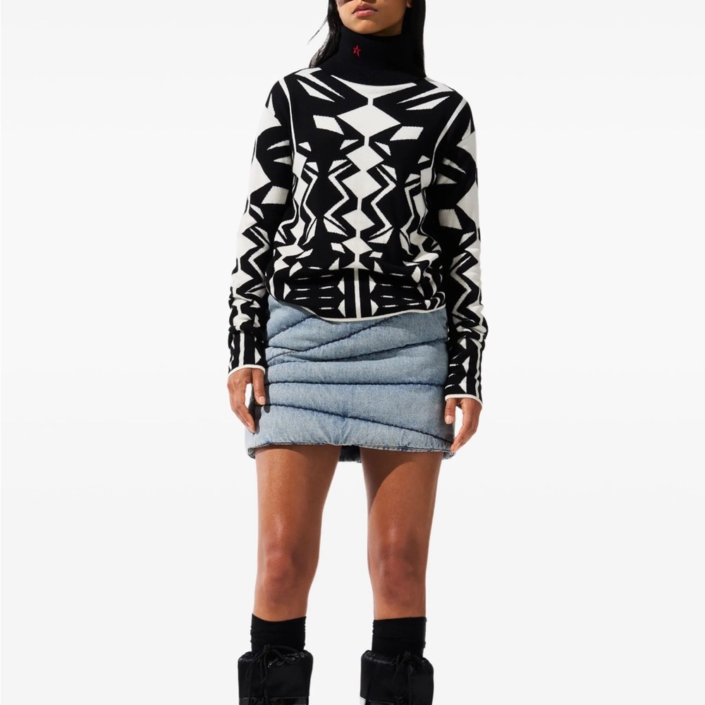 NWT Perfect moment geometric ski sweater